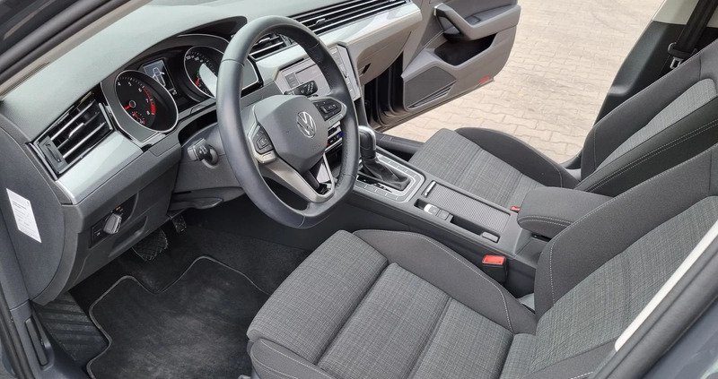 Volkswagen Passat cena 86999 przebieg: 54000, rok produkcji 2020 z Lubin małe 407